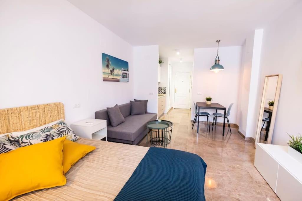 Modern & Cozy Studio Excellent Location Near Beach Torremolinos Exterior foto